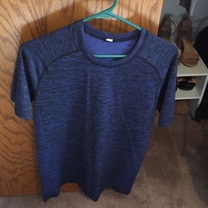 Men’s lululemon shirt